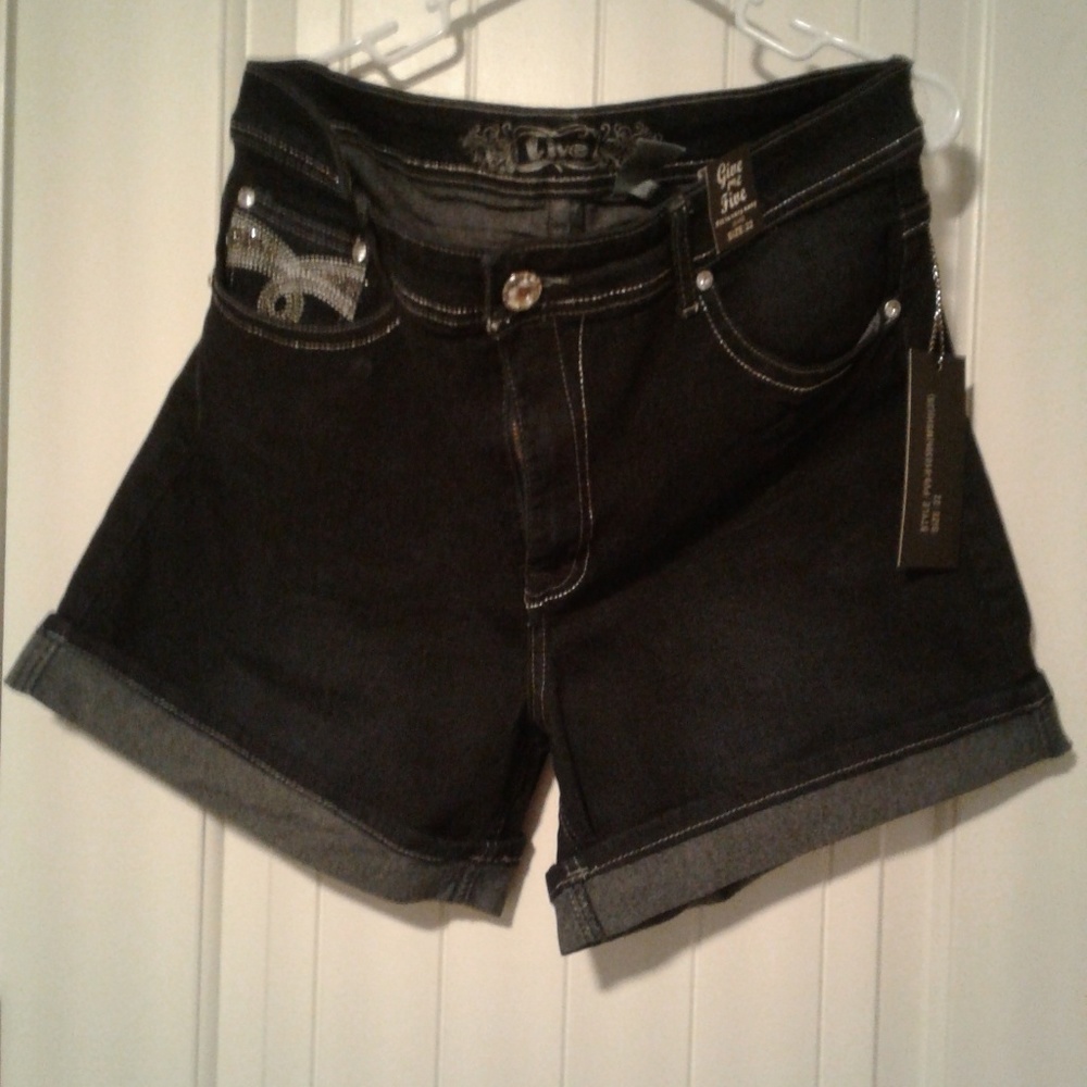 Live denim shorts
